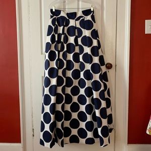 Lovely Eliza J Pleated Dot print Ball Skirt in navy/ivory. New w/o tags.